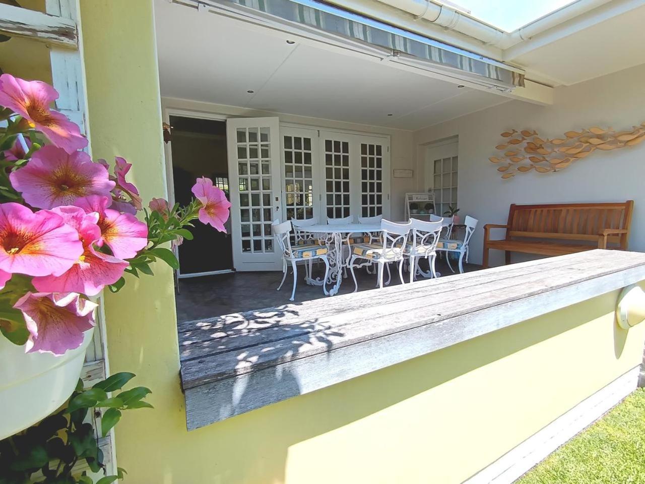 Bed and Breakfast On The Bay Port Elizabeth Esterno foto